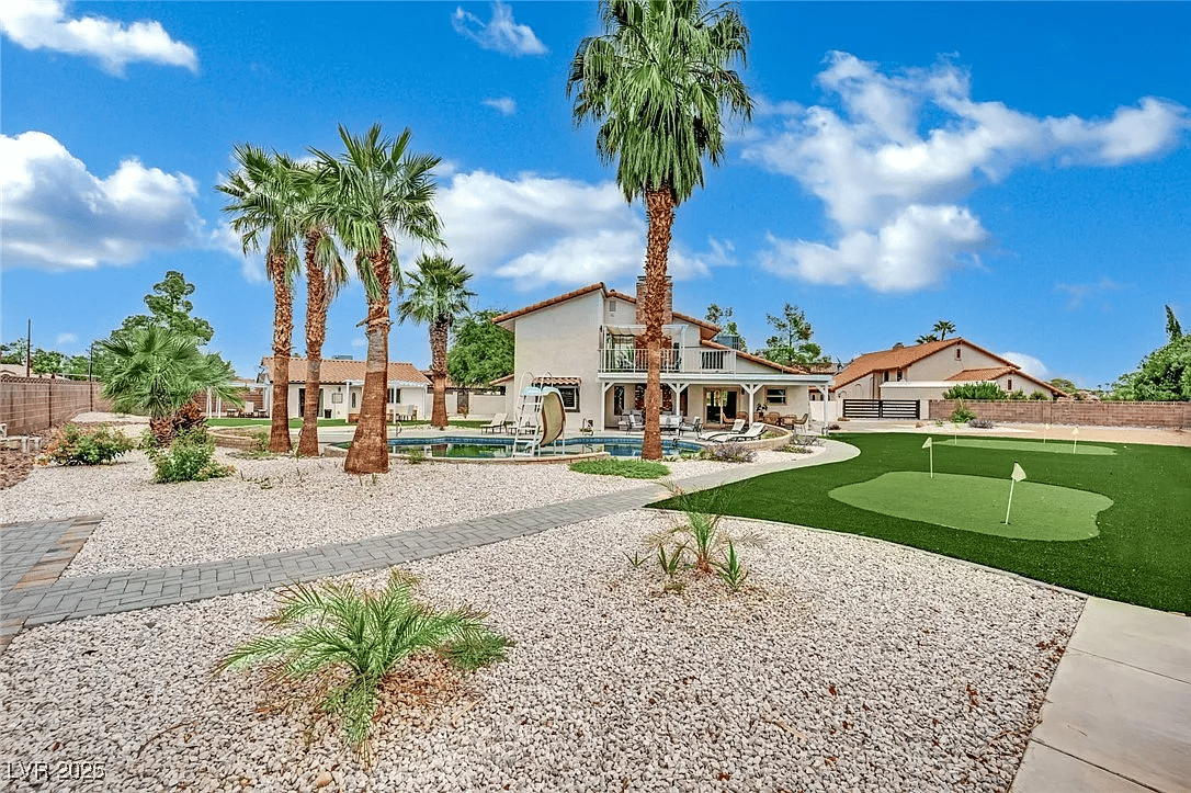 4061 W Eldorado Ln