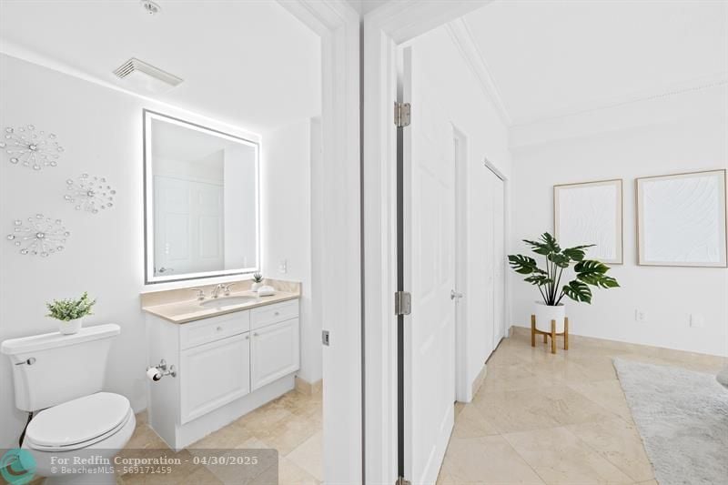 100 S Birch Rd Unit 1605 D