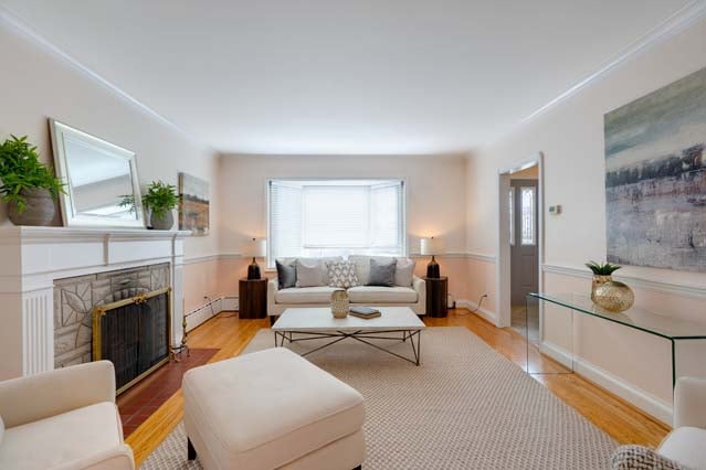 42 Glen Stewart Cres