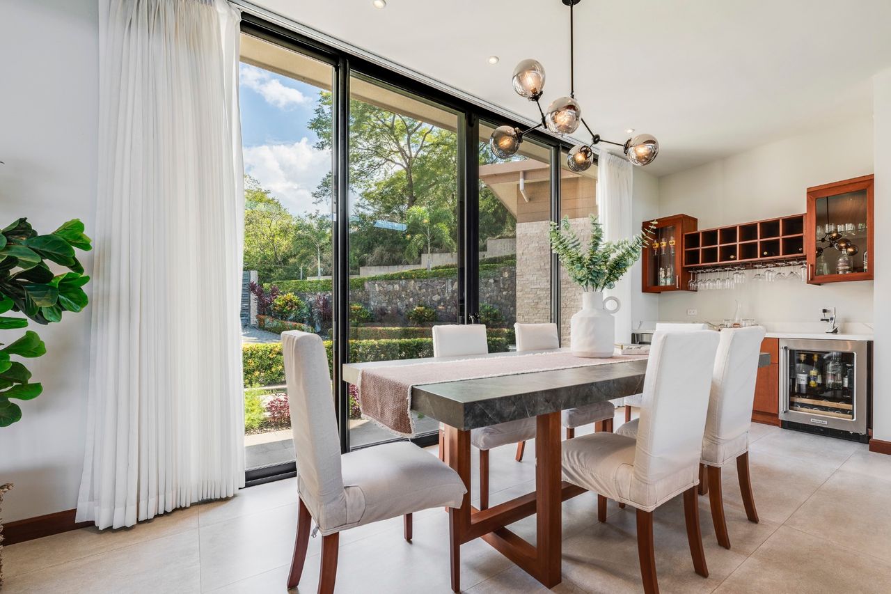 Villa Bougainvillea 
