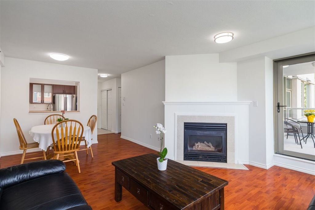 3070 Guildford Wy, #206