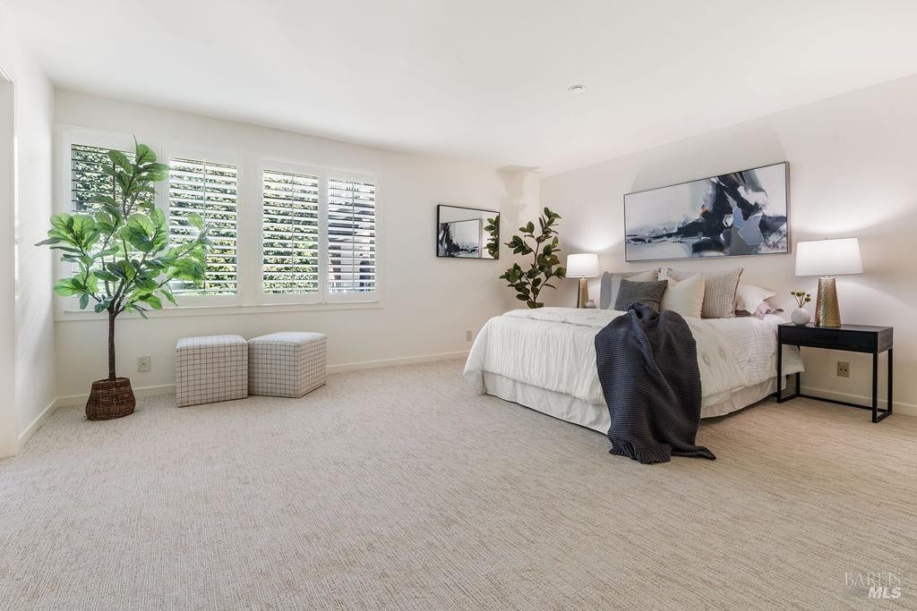 95 Bulkley Ave
