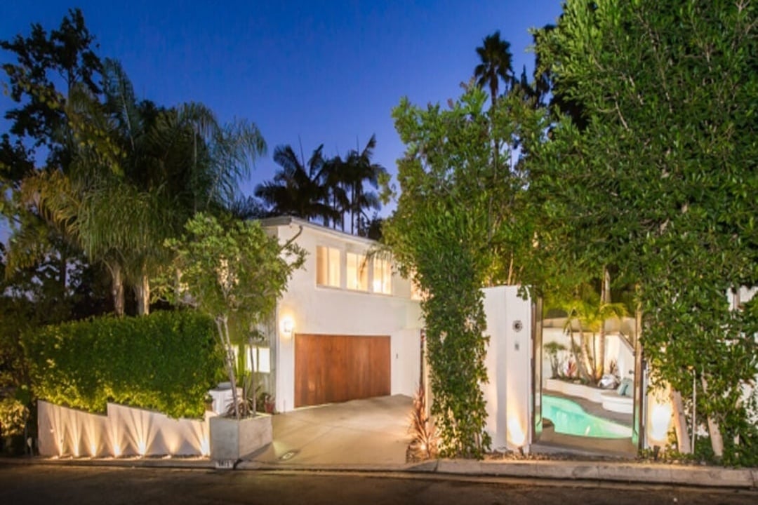 Halo Manor, Braeridge Dr, 90210