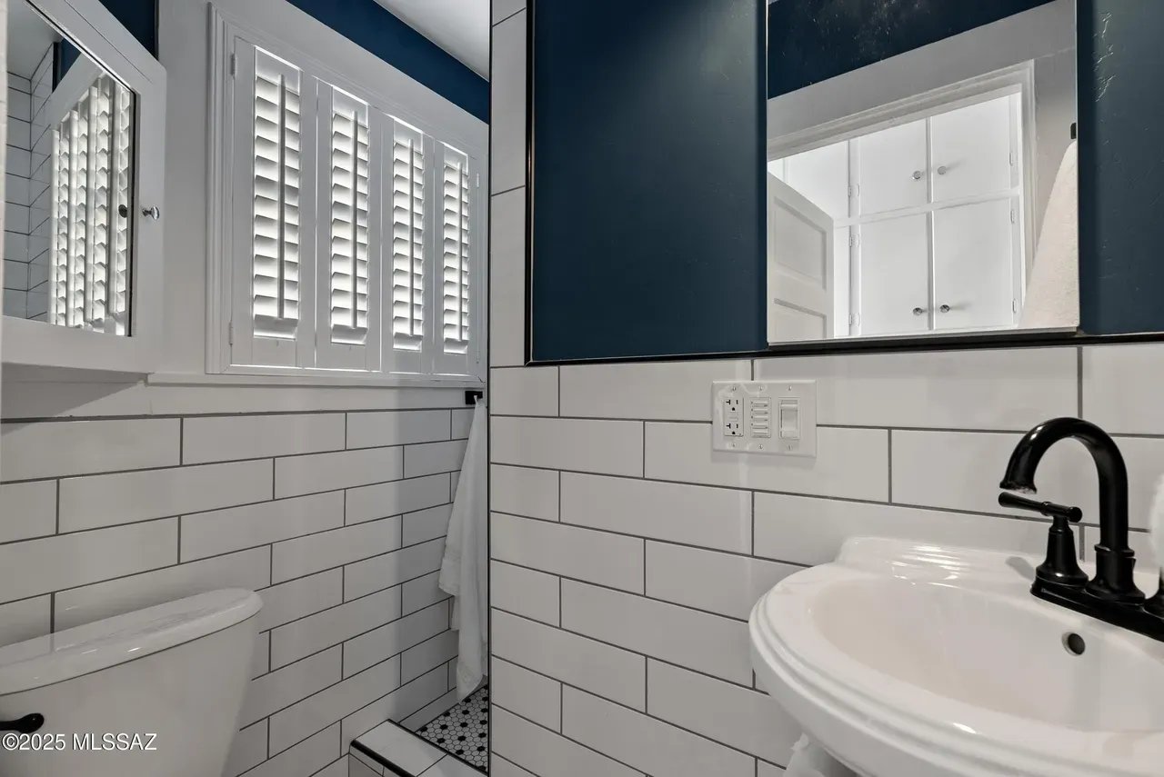 245 E University Blvd