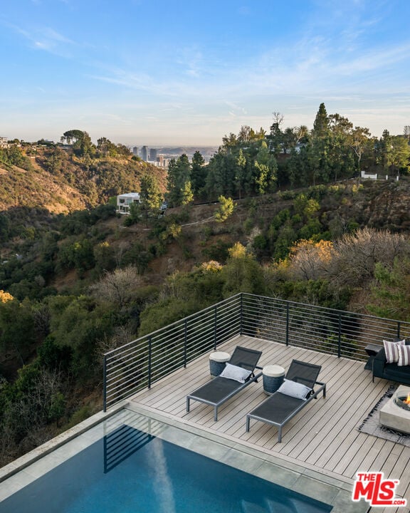 Aurelian Crest, Linda Flora Dr, 90049