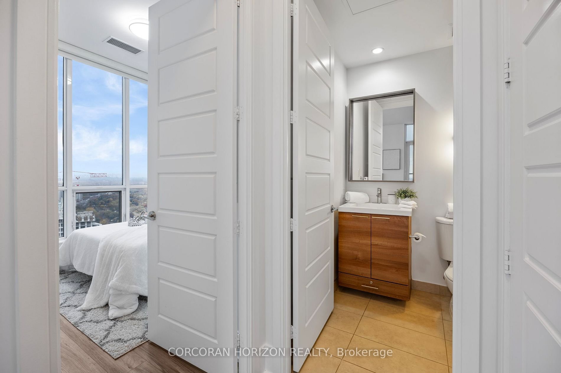 PRIME PENTHOUSE LIVING IS NOW EASY! 