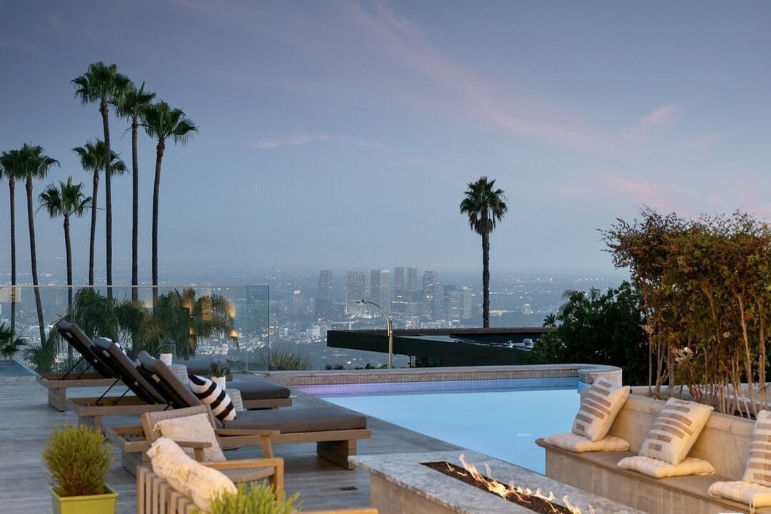 Manor Spot