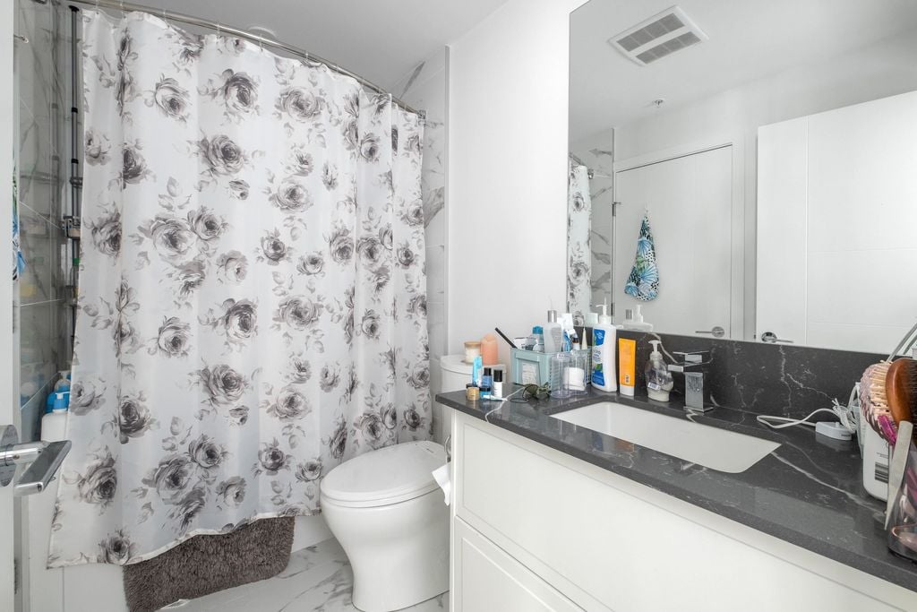 700 Clarke Rd, #502