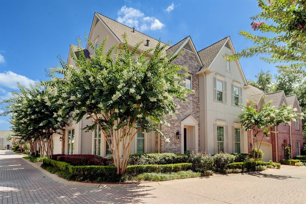 1230 Ripple Creek Dr