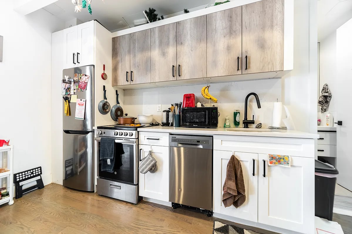 254 East 28th Street 3C