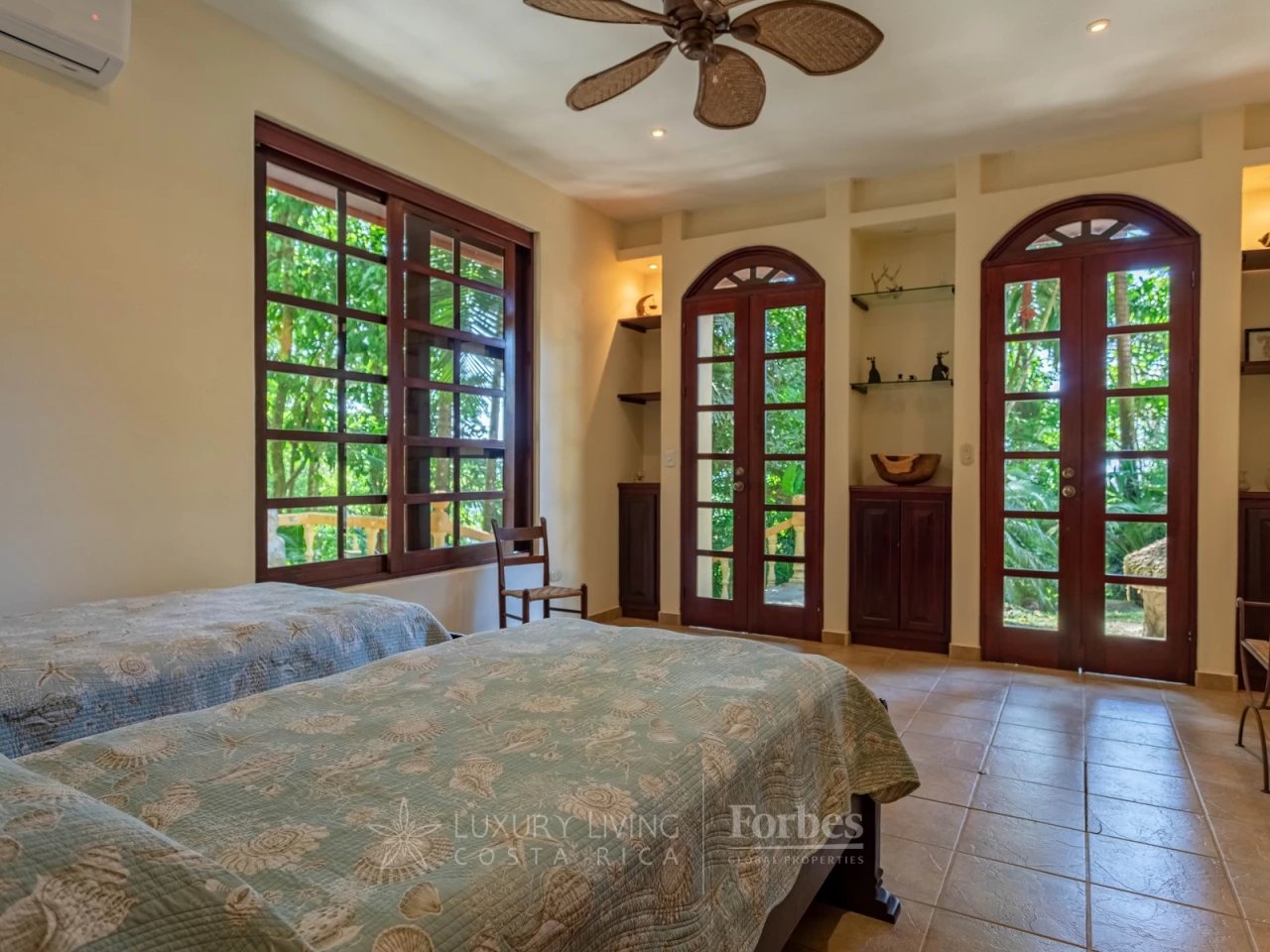 20878 - A Luxurious Sanctuary in Costa Rica's Pacific Jungle