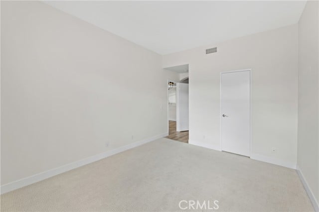 77 Sandpiper Ln