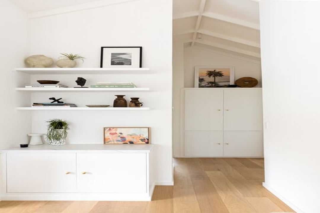 Echelon Pavilion, Grayfox St, 90265