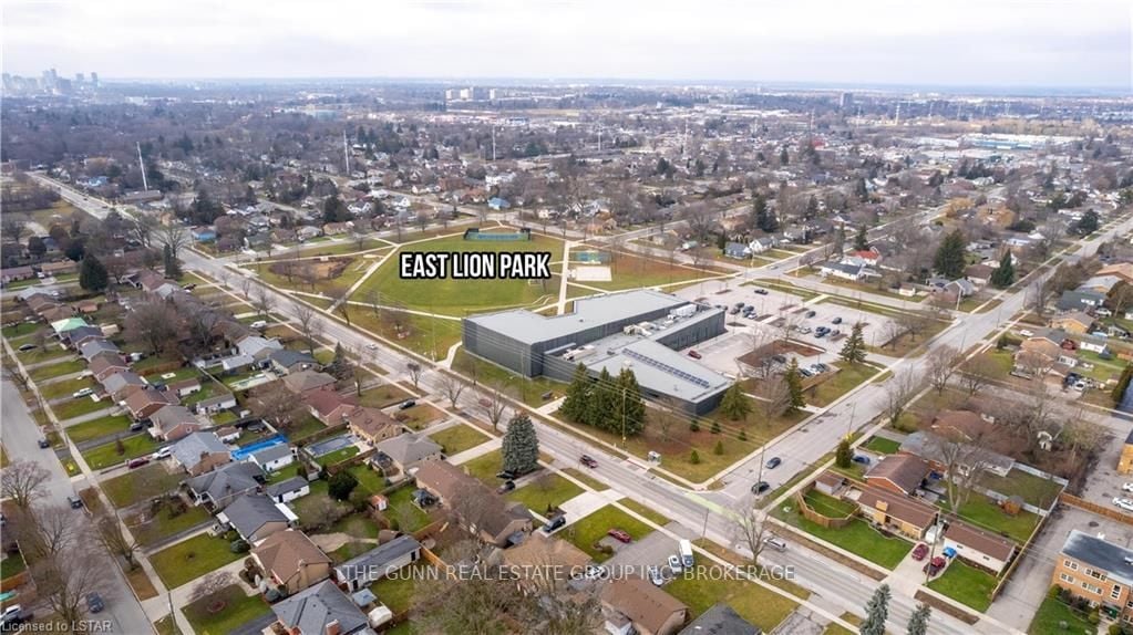 234 Merlin Cres