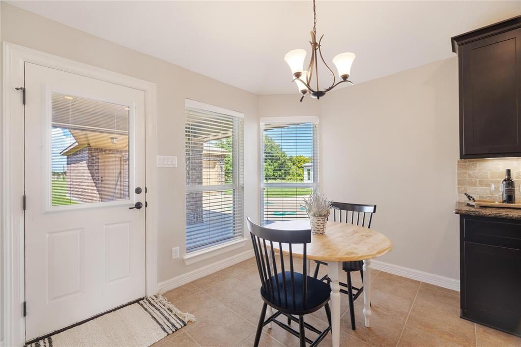 3252 Rolling Valley Ln