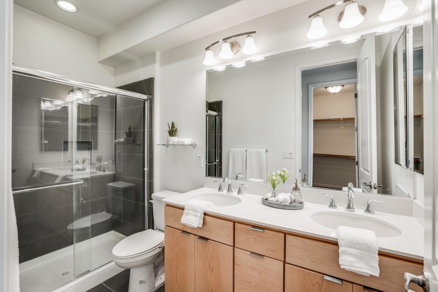 1655 Latitude Dr, #3