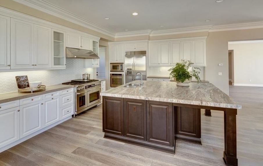 1627 New Crest Ct