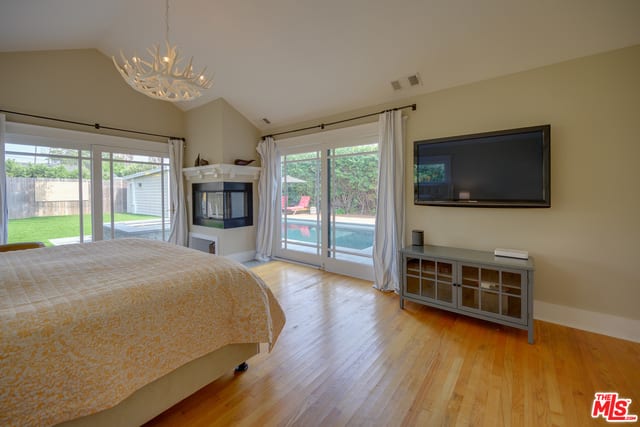3752 Ocean View Ave, Los Angeles, CA 90066
