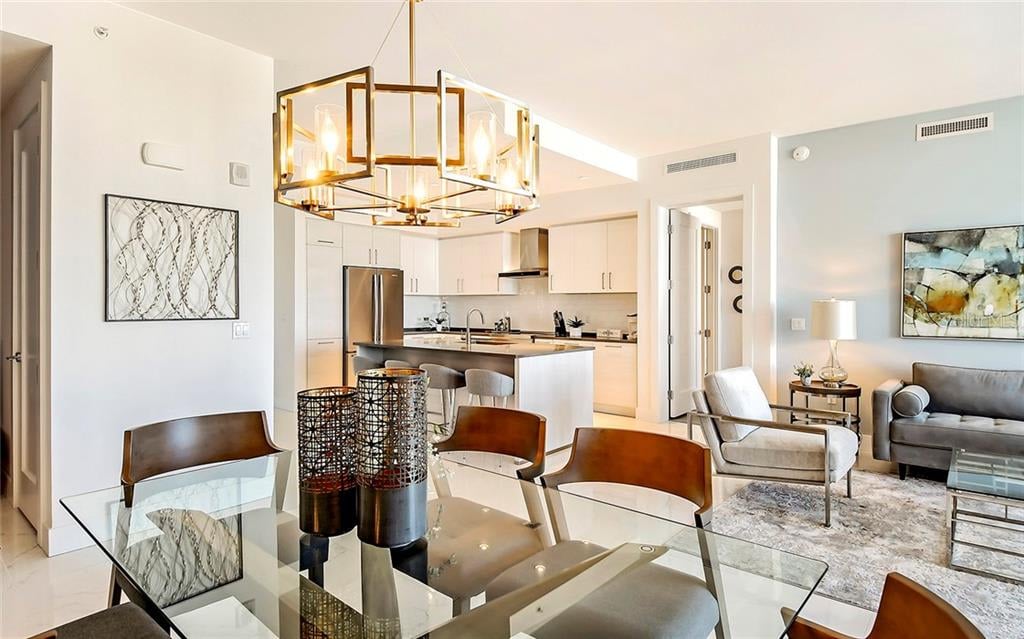 111 S Pineapple Ave #821