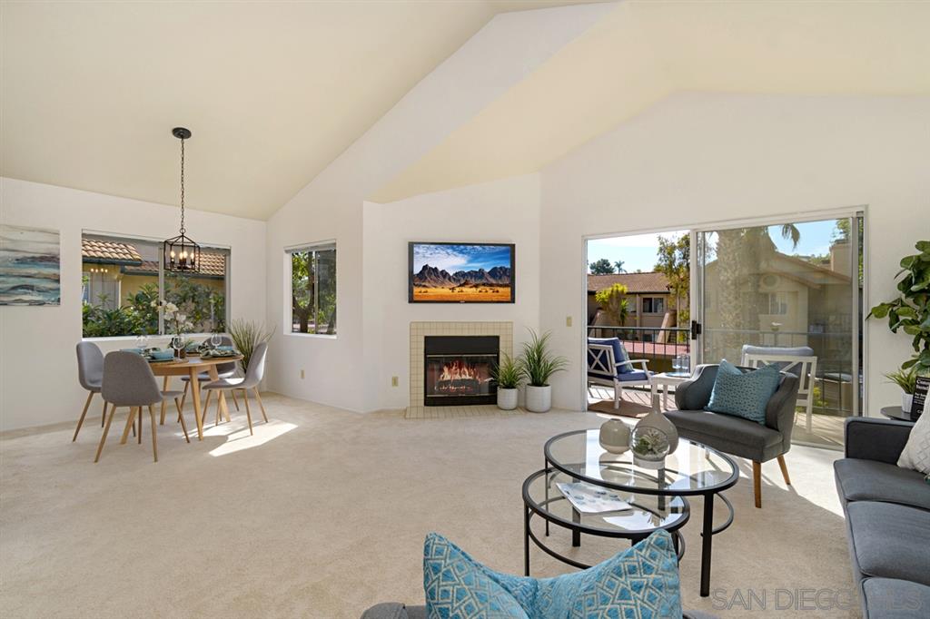 11341 Avenida De Los Lobos, Unit C