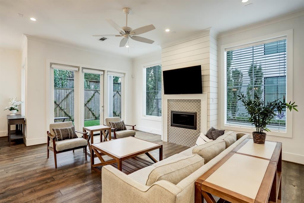 504 W Cottage St Unit A
