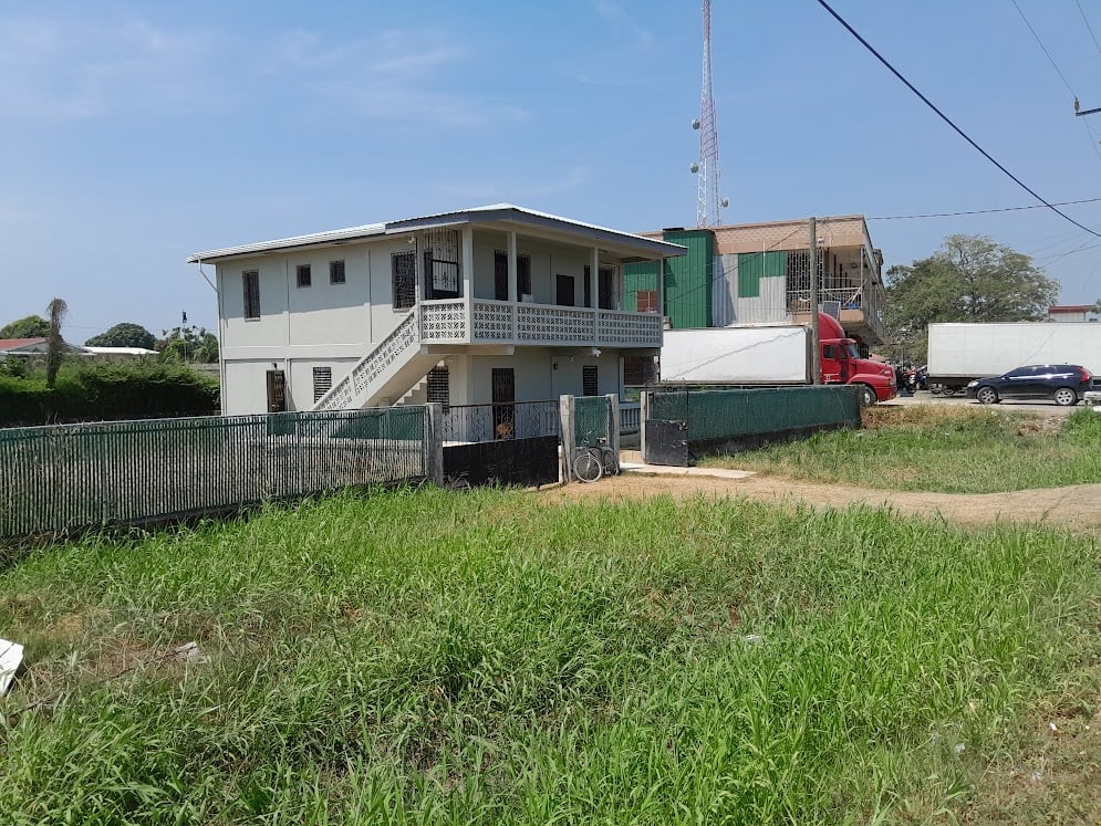 Charming 2-Bedroom Ground Floor Rental in Dangriga