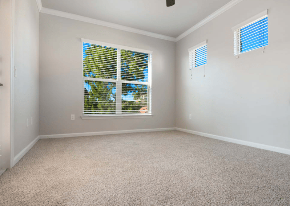 Lease Today and Enjoy 6 WEEKS FREE!