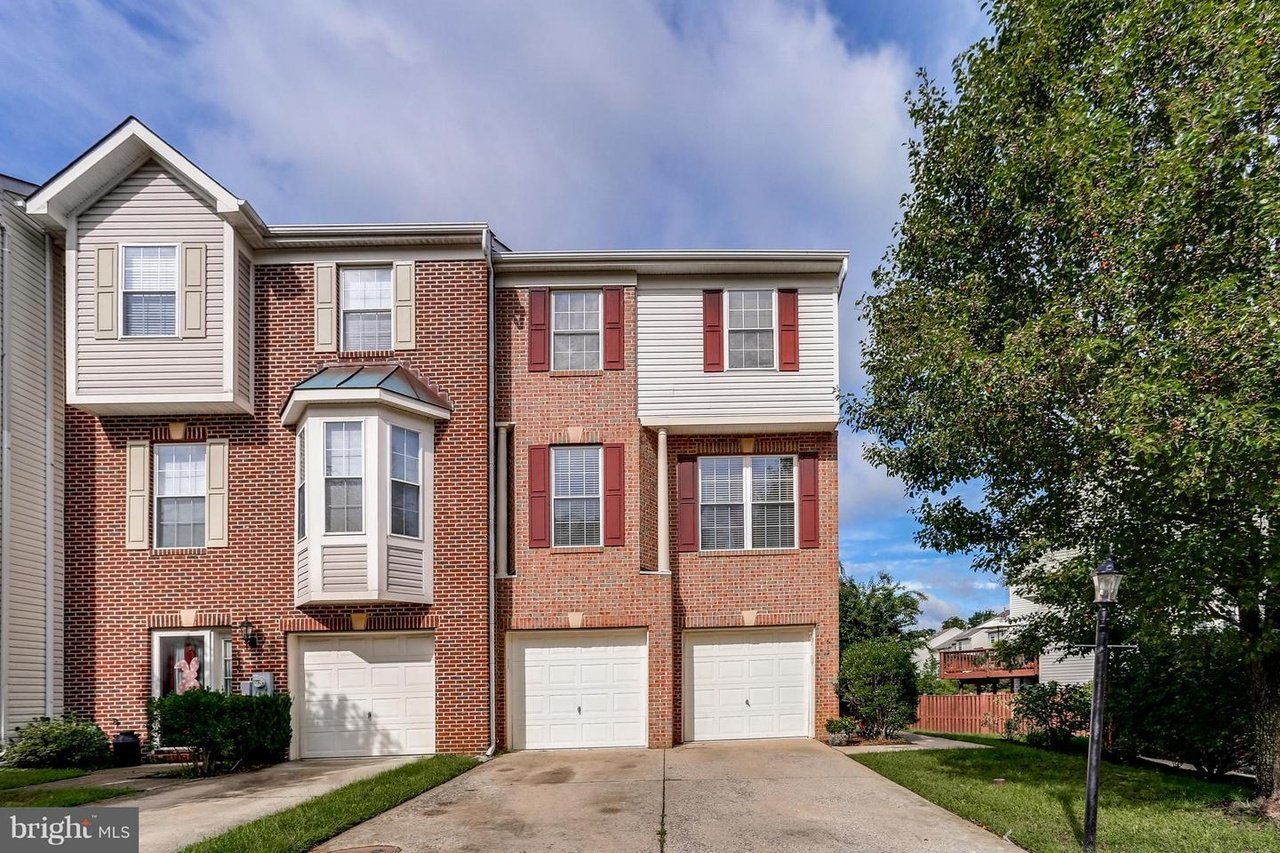 612 Baystone Ct