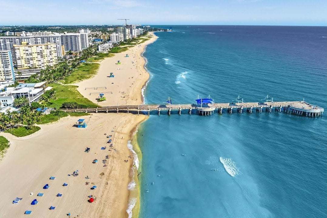 SOLD!! 520 N Ocean Blvd #18 Pompano Beach FL 33062 / Patti Davila Listing Agent