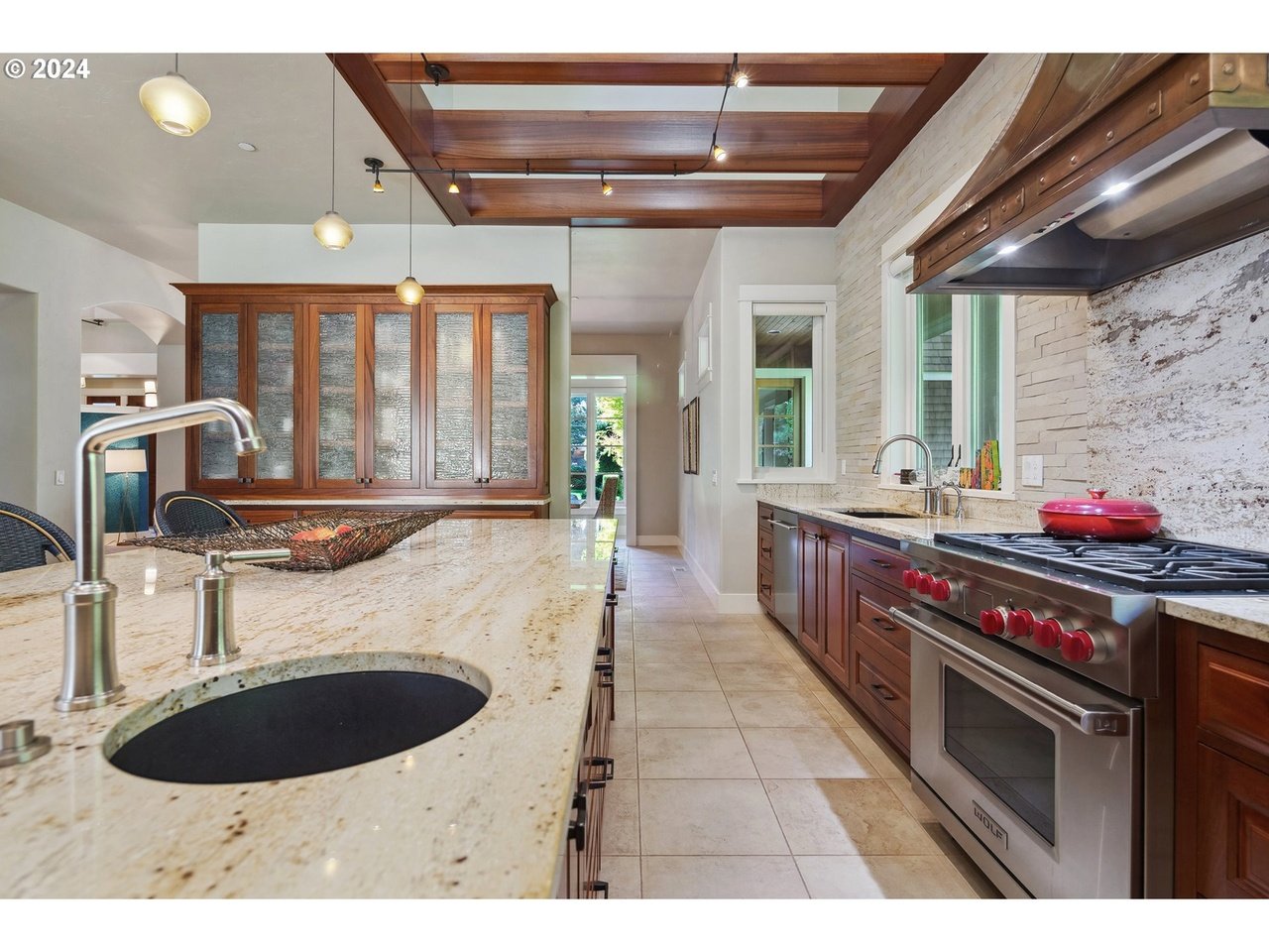 4330 SW Charming Wy