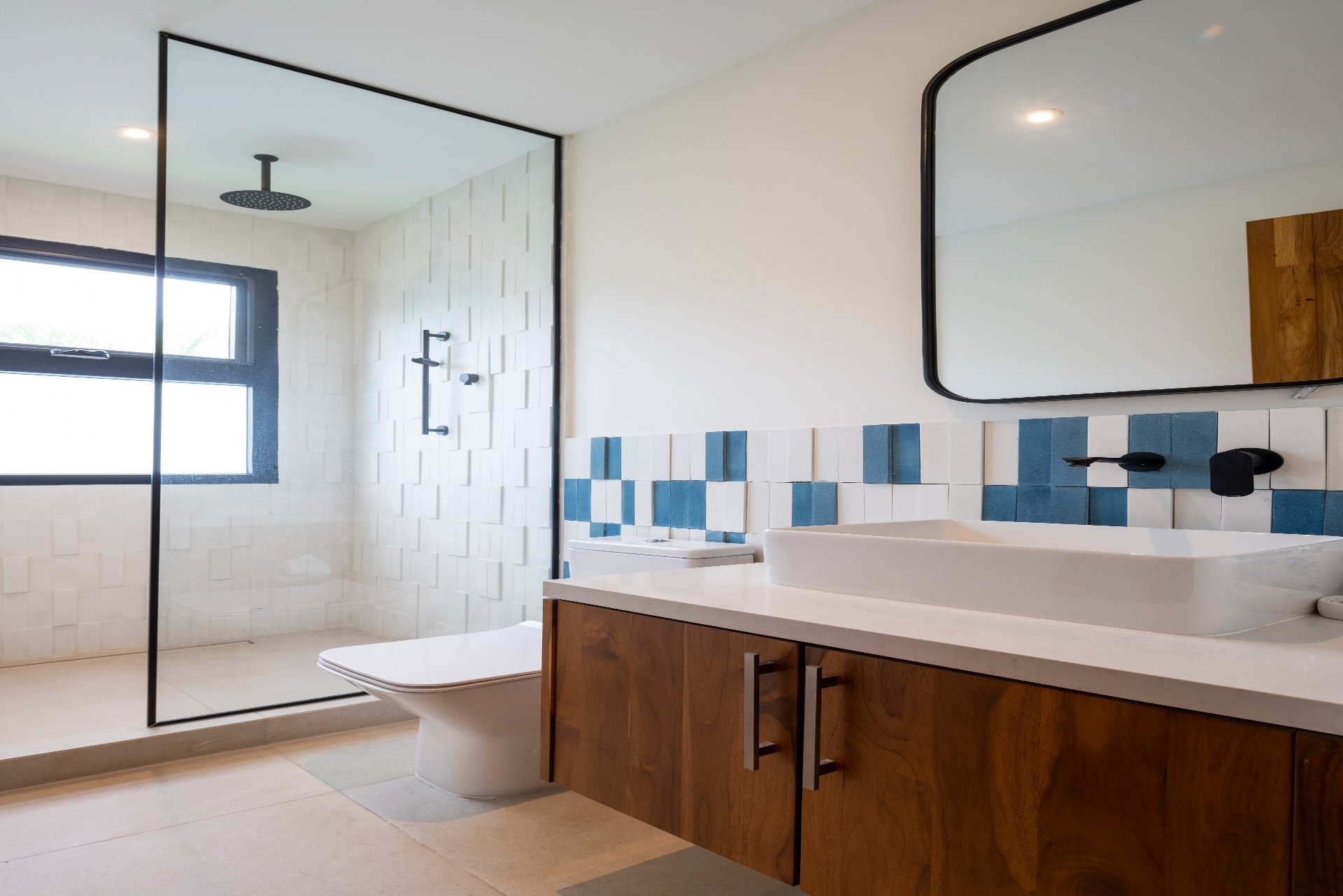 Casa Roacamar:  A Modern Coastal Sanctuary Steps from Playa Bonita
