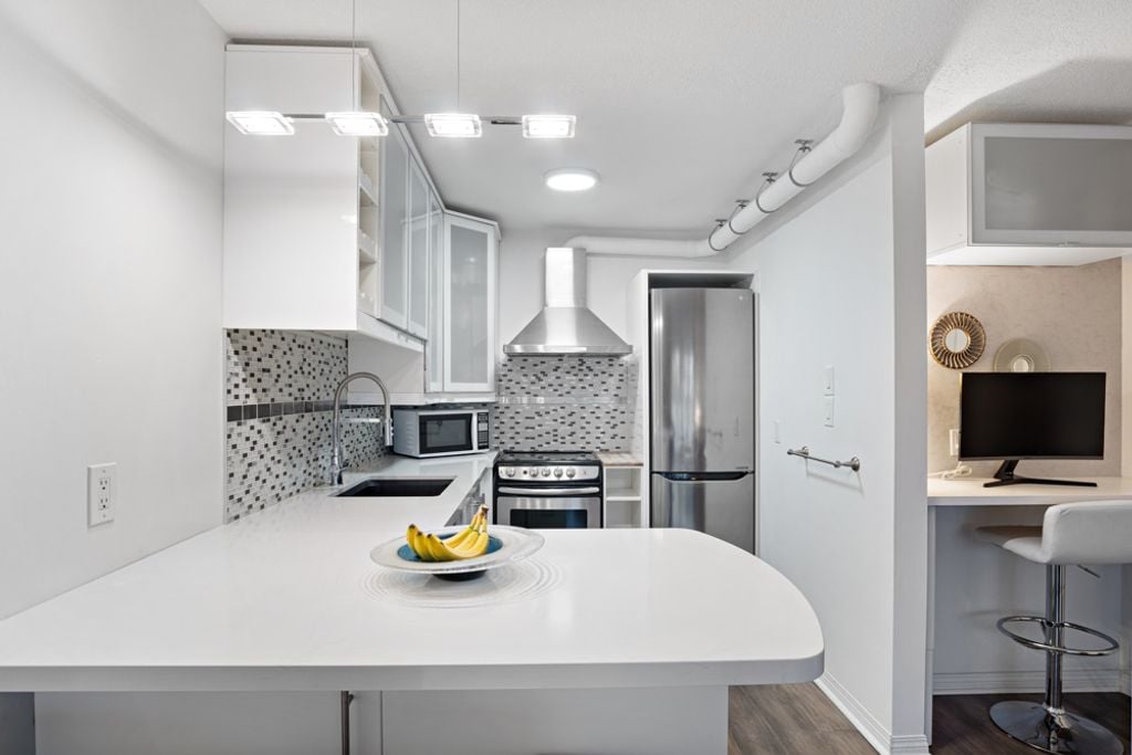 570 E 8th Ave, #306