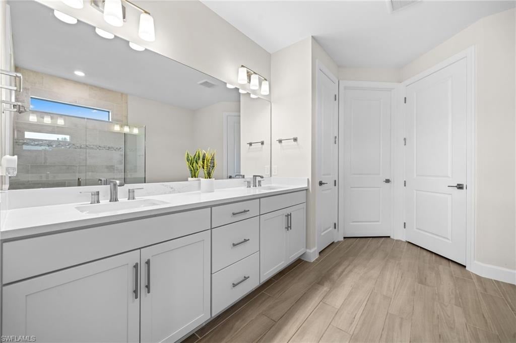 19001 Aqua Shore Dr