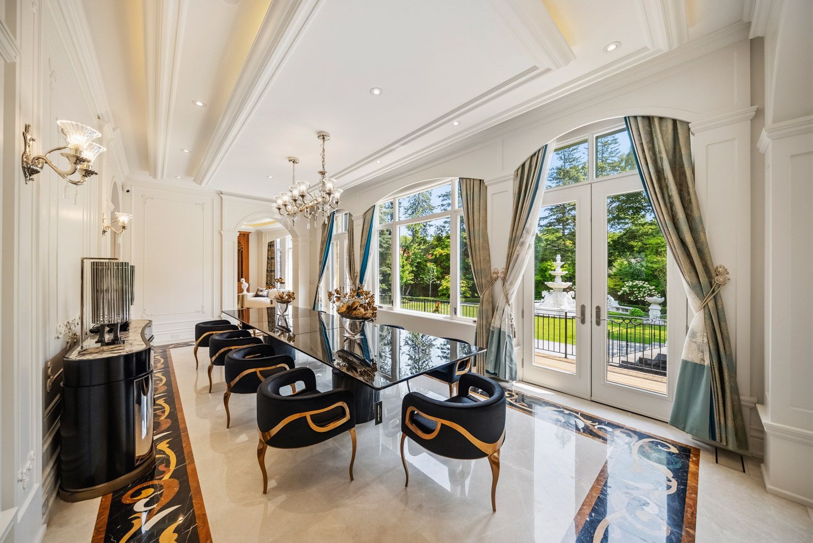 Grand Palatial Newly Completed
