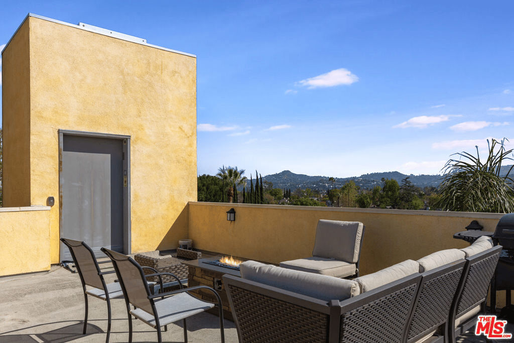 12449 Kling St, #PH1