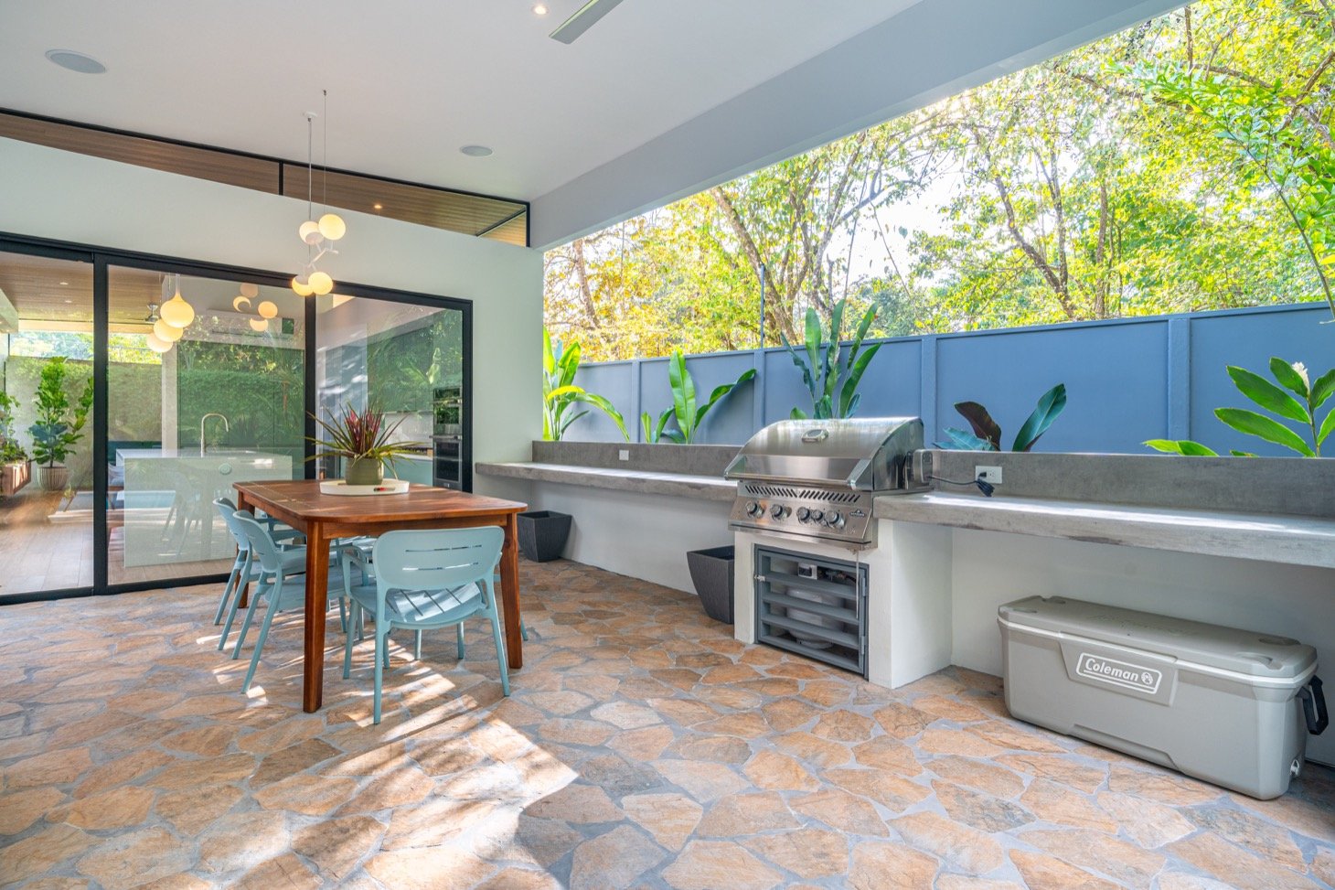 Stunning 3-Bedroom, 2.5-Bathroom Tropical Mid-Century Modern Home – Steps from the Beach