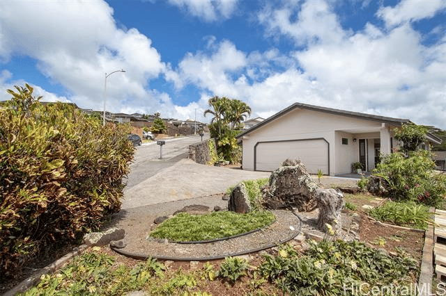 98-2049 Kipikua St