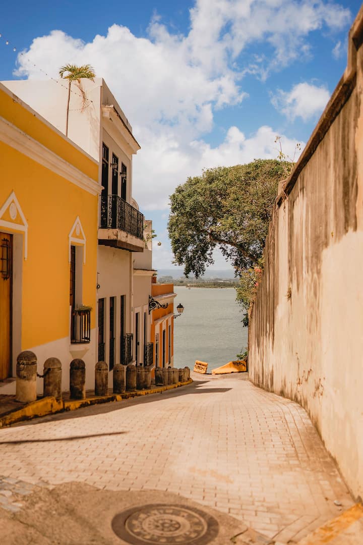 Casa Terra Porto #1• Bright Corner Unit w/ Rooftop - Airbnb