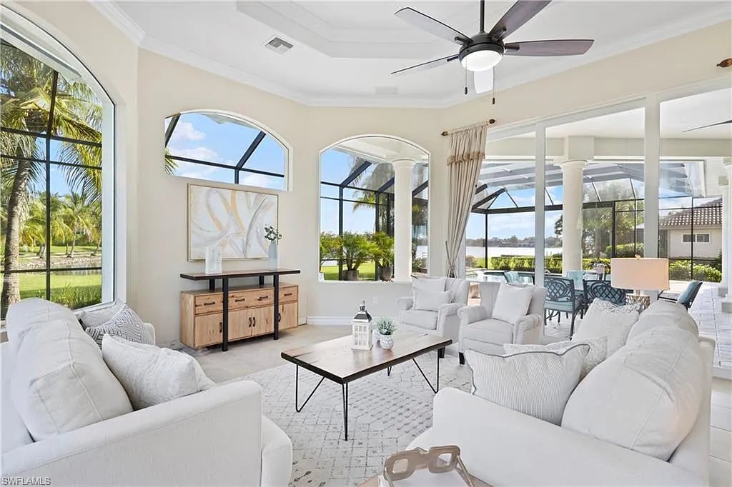 10101 Verona Lakes Ln