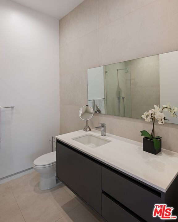 Aurelian Crest, Linda Flora Dr, 90049