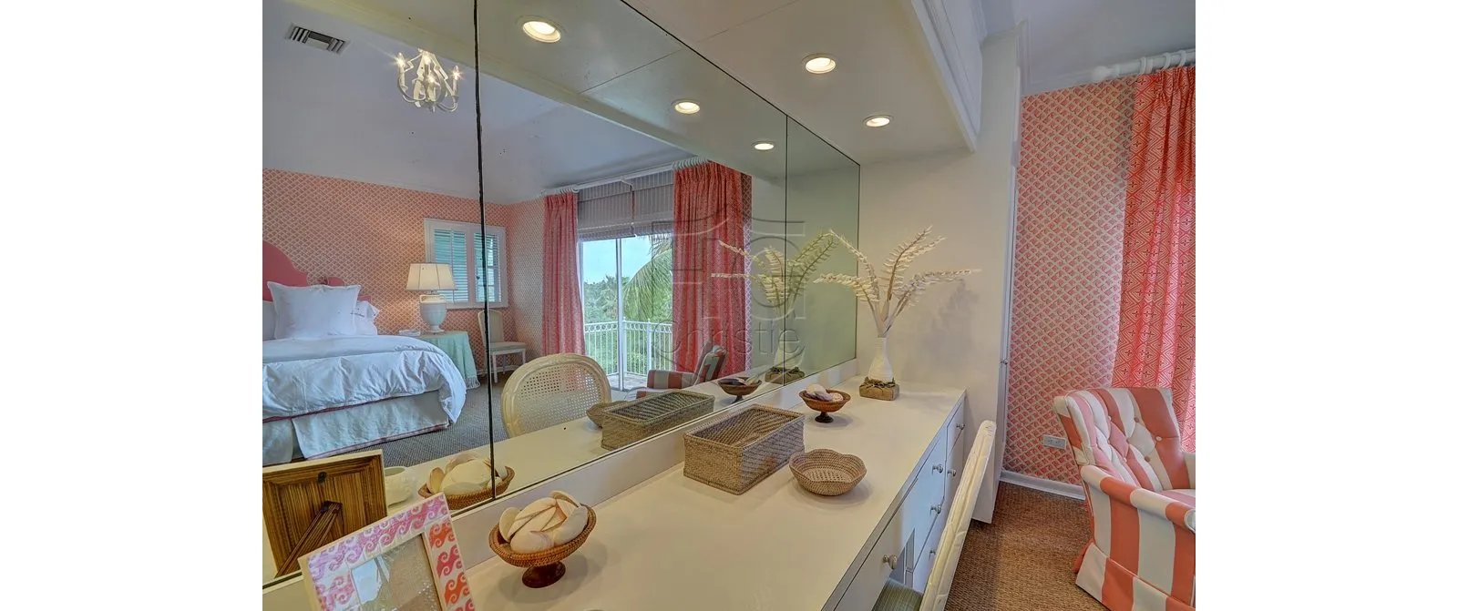 4 Bedroom Lyford Cay Golf Course Residence