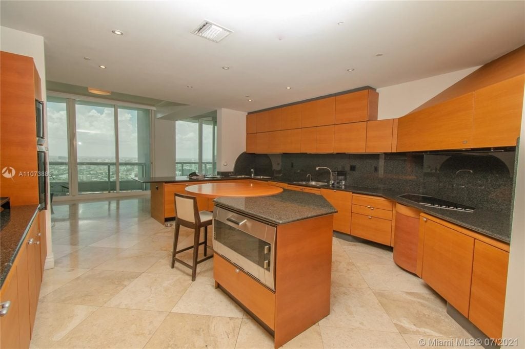 Brickell’s Santa Maria PH4302 Sold at $5,350,000