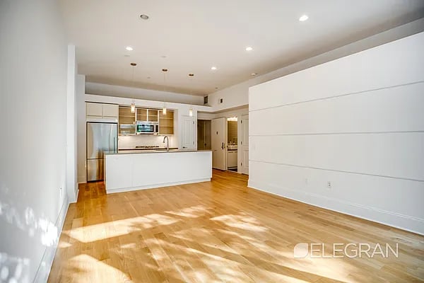 326 Melrose Street #2A