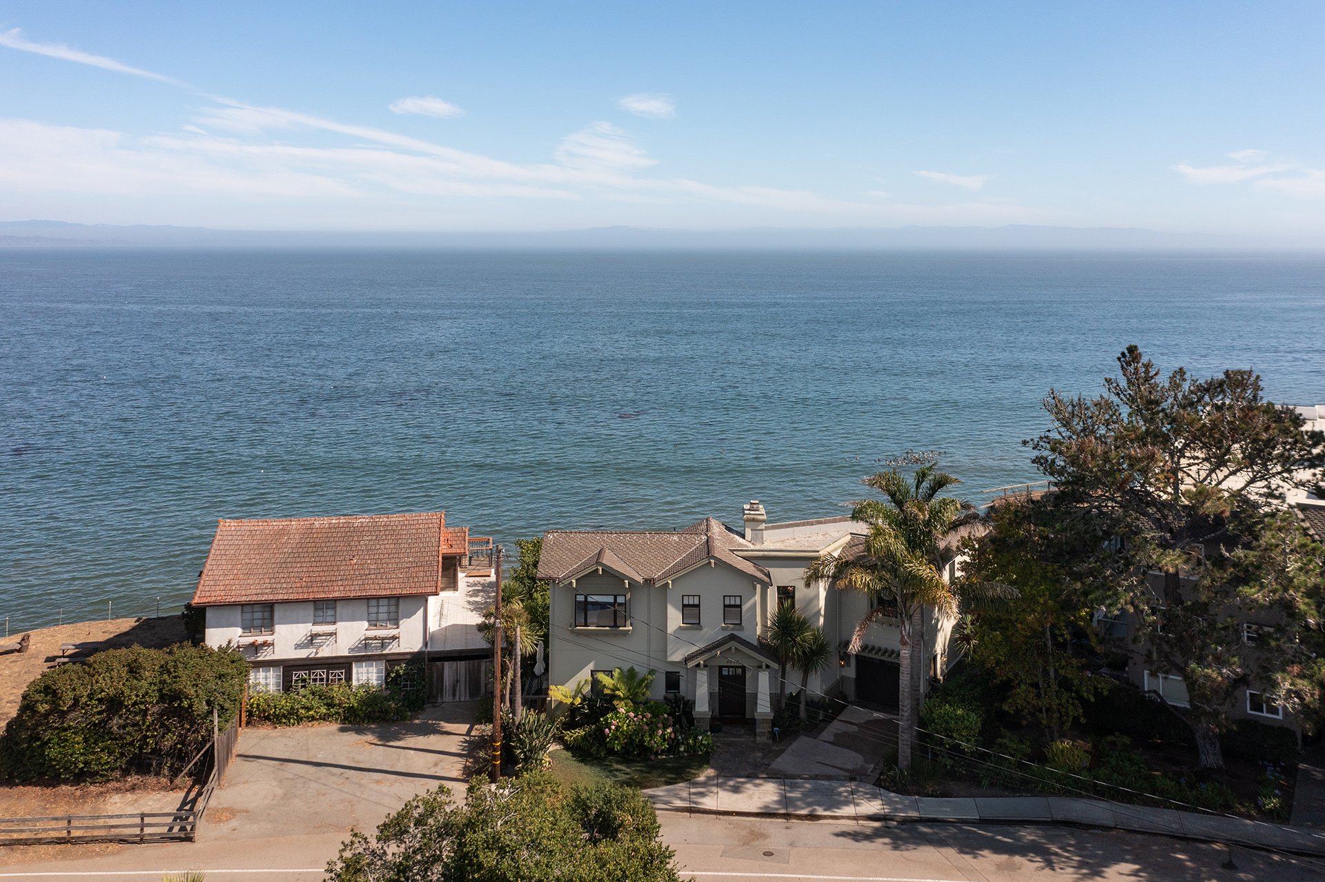 Capitola Oceanfront Retreat 