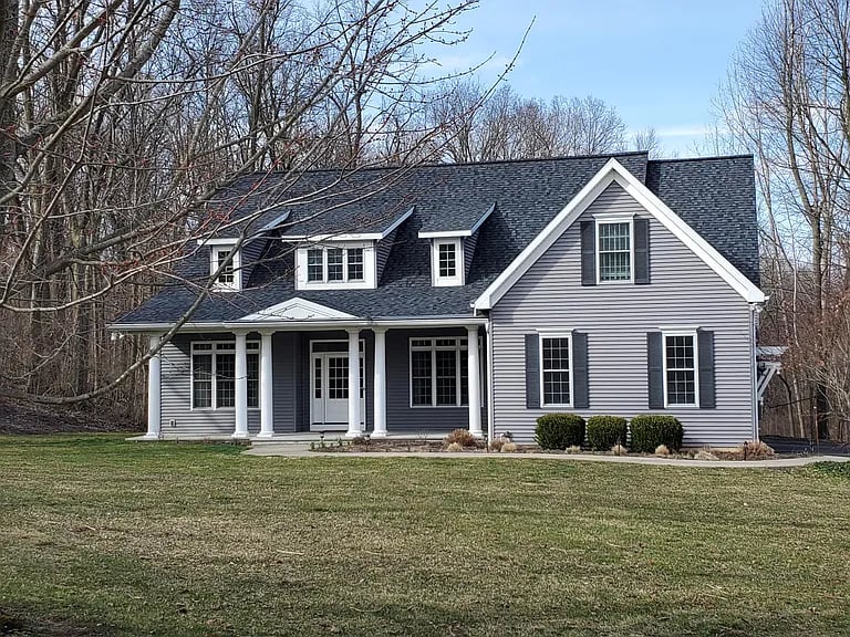 9466 Fox Run
