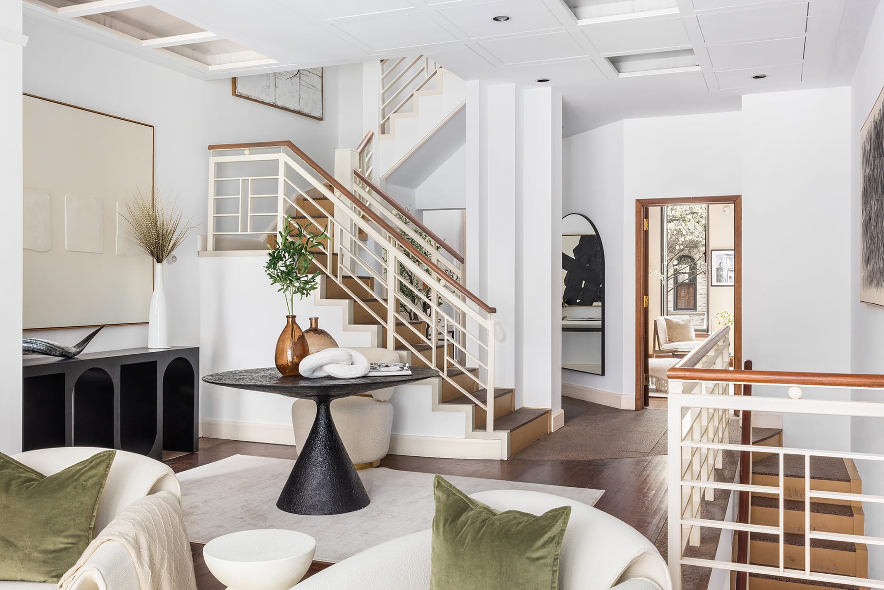 313 West 102nd Street, Townhouse