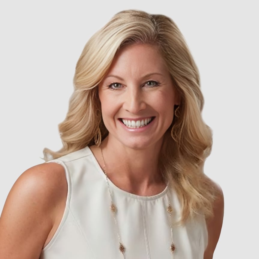 Justine Wirtanen Lexington, MA Real Estate Agent Headshot