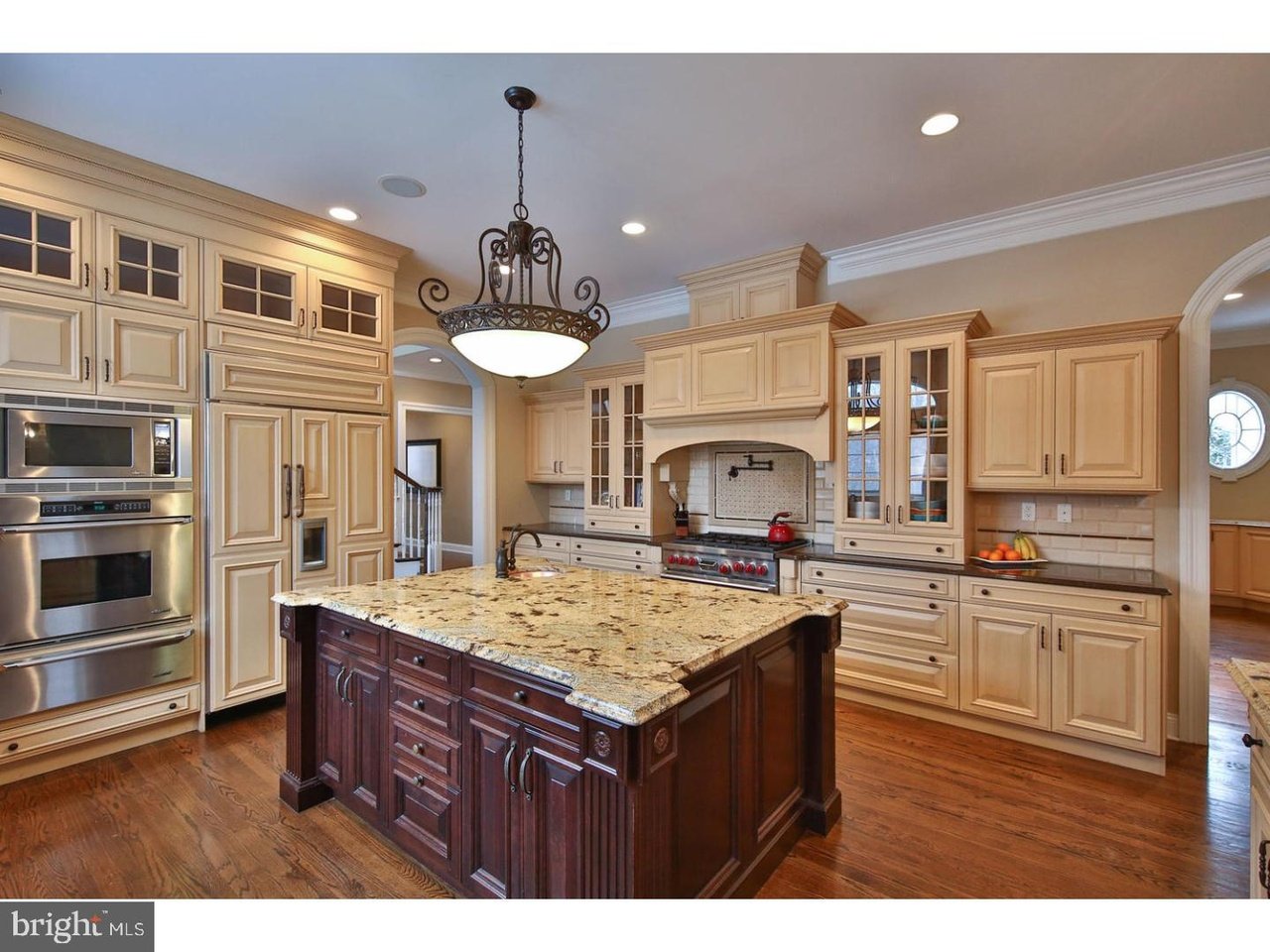 1235 Maplewood Dr