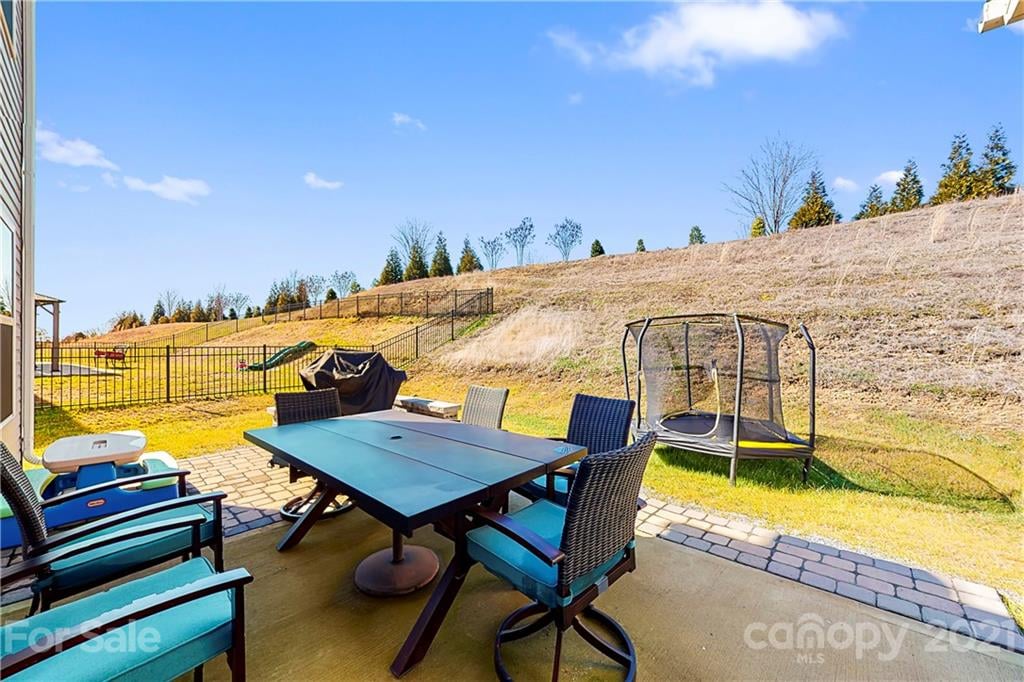 1729 Mill Creek Ln SW