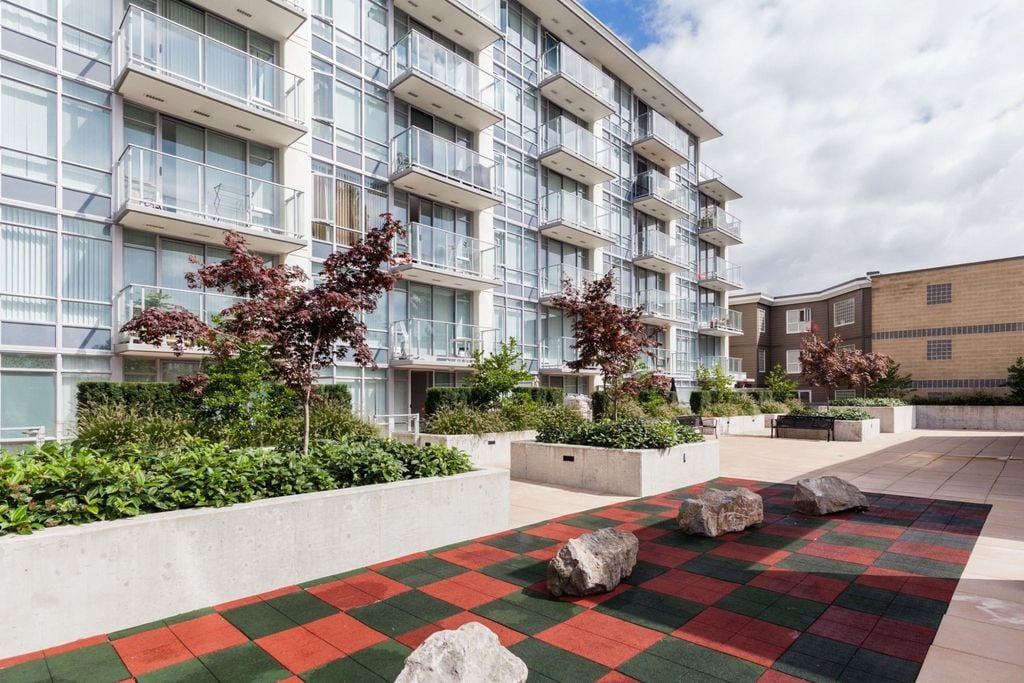 4815 Eldorado Mews, #910